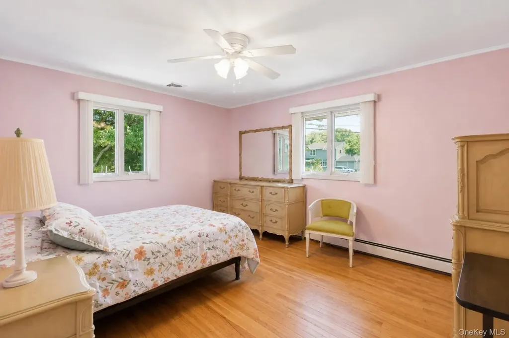 72 Dix Highway Dix Hills NY 11746