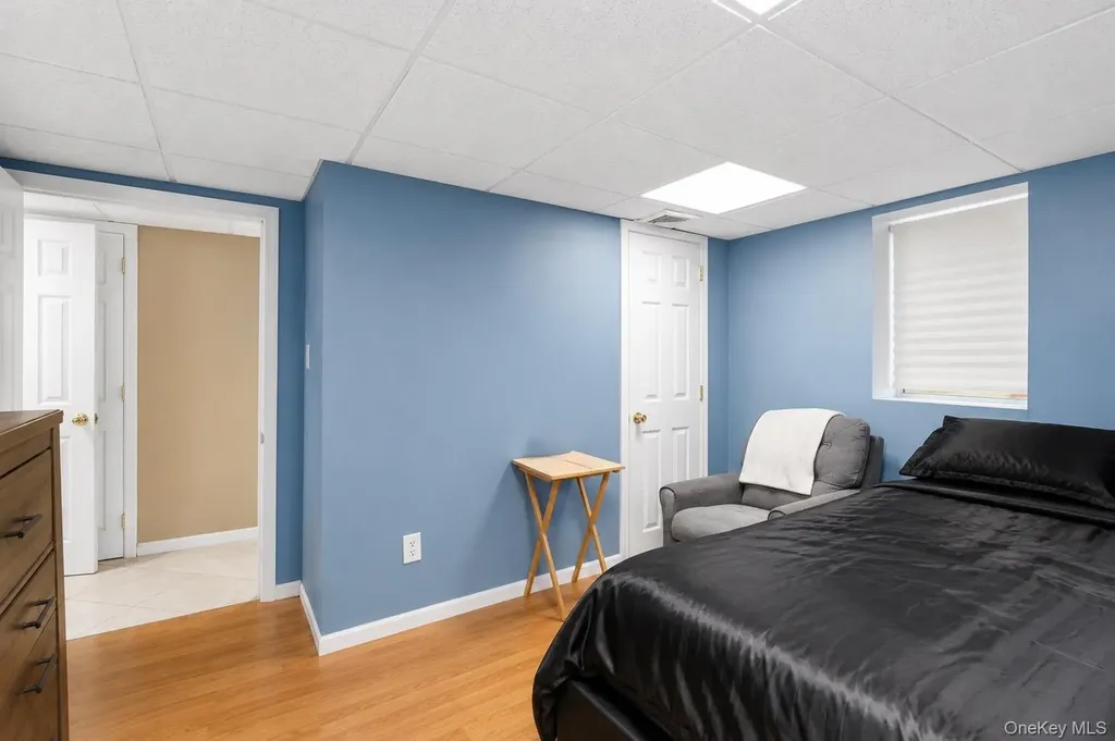 72 Dix Highway Dix Hills NY 11746