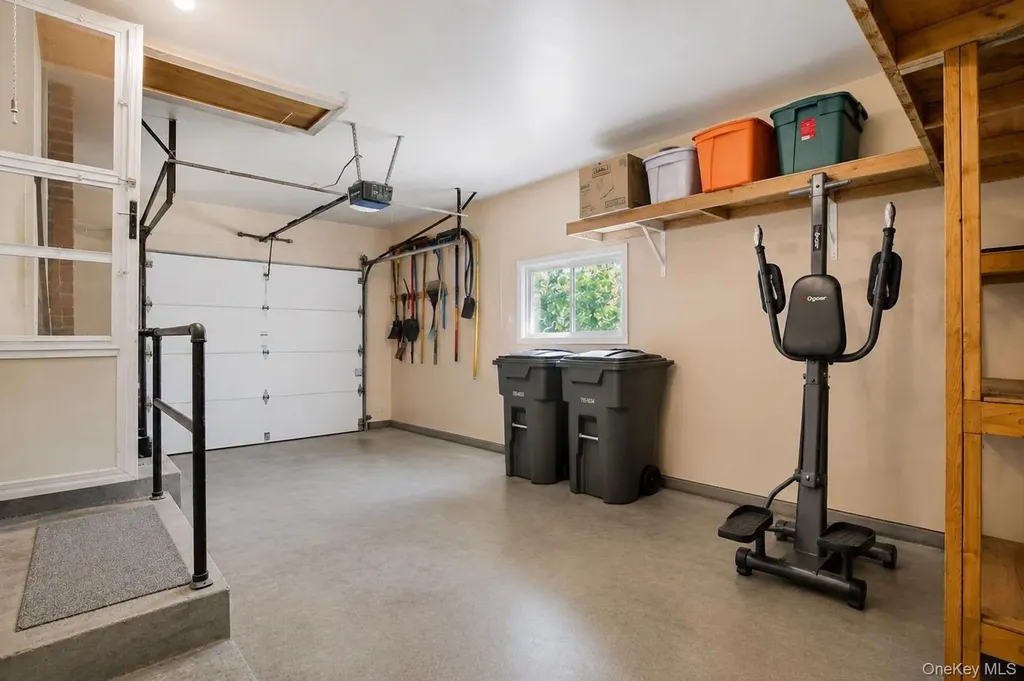72 Dix Highway Dix Hills NY 11746