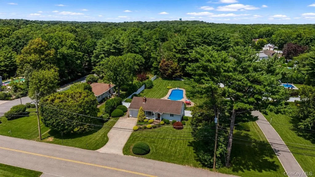 72 Dix Highway Dix Hills NY 11746