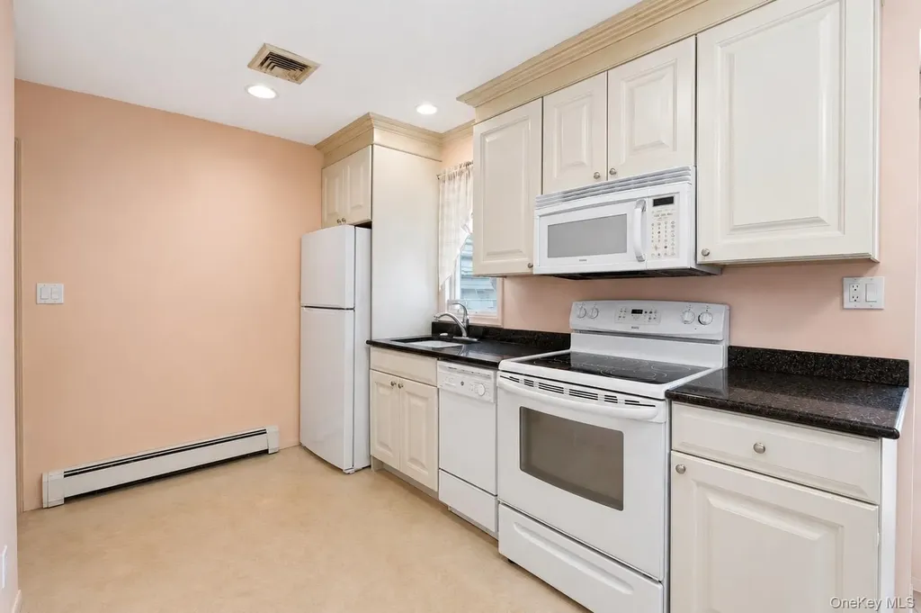 72 Dix Highway Dix Hills NY 11746