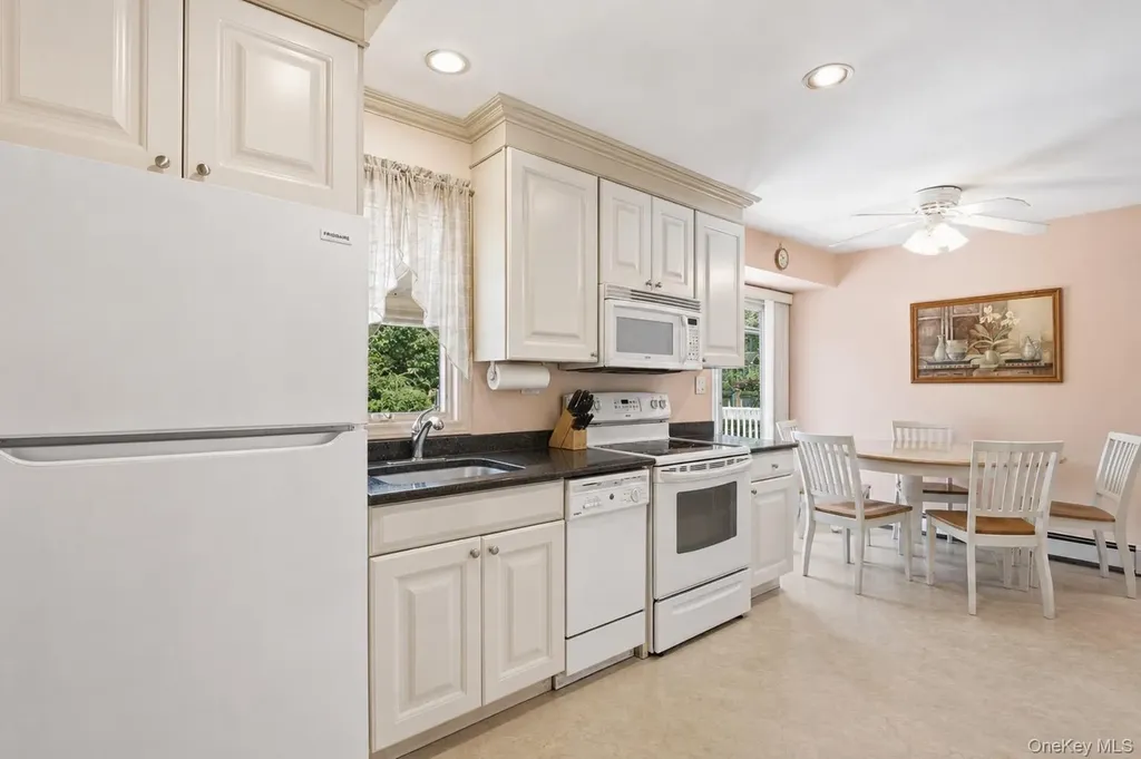 72 Dix Highway Dix Hills NY 11746