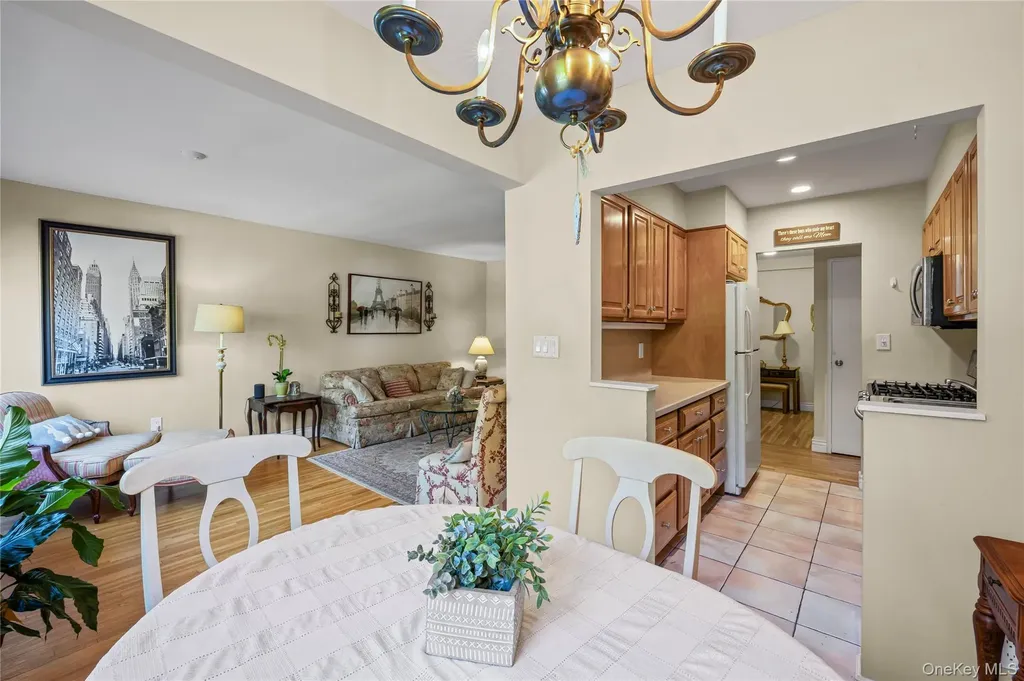 120 Morris Avenue Rockville Centre NY 11570