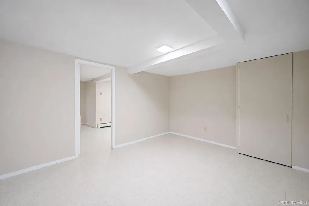 200 Whelan Place Seaford NY 11783