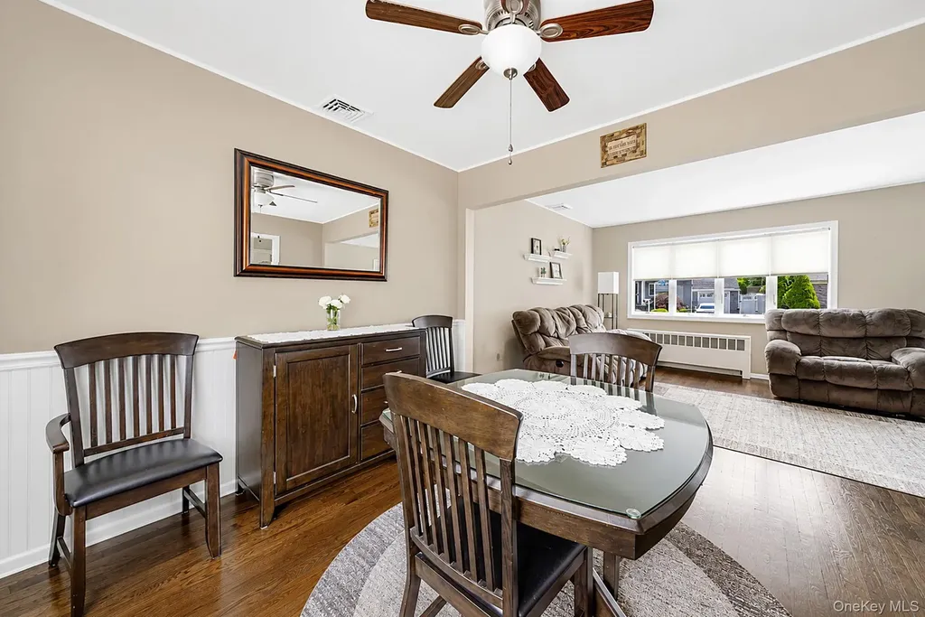 200 Whelan Place Seaford NY 11783