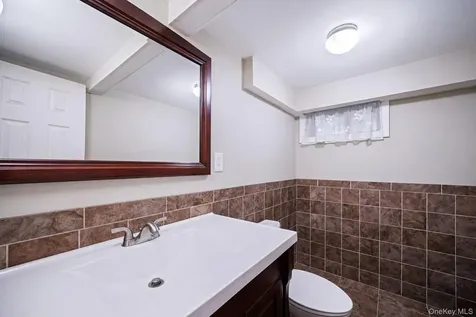 200 Whelan Place Seaford NY 11783