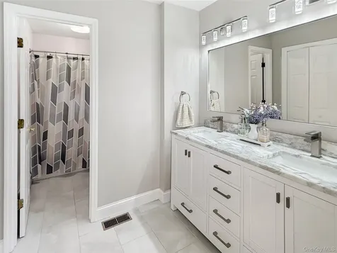 201 Windsor Road Fishkill NY 12524