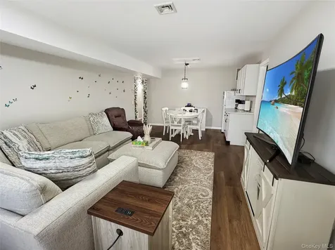 201 Windsor Road Fishkill NY 12524