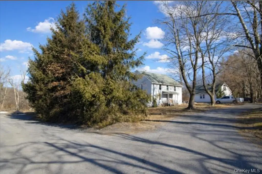 9 Benedict Lane New Windsor NY 12553