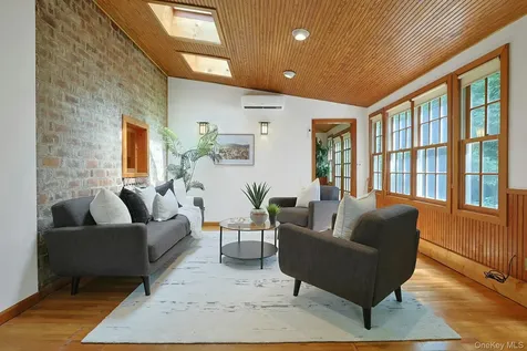 10 Broadway Dobbs Ferry NY 10522