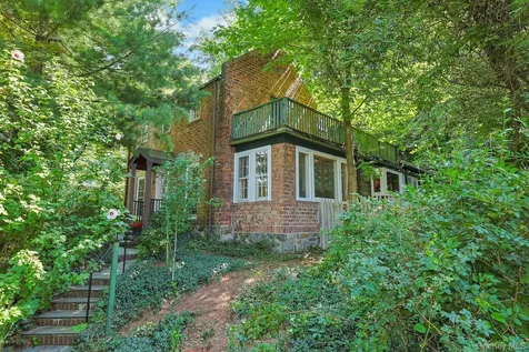 10 Broadway Dobbs Ferry NY 10522