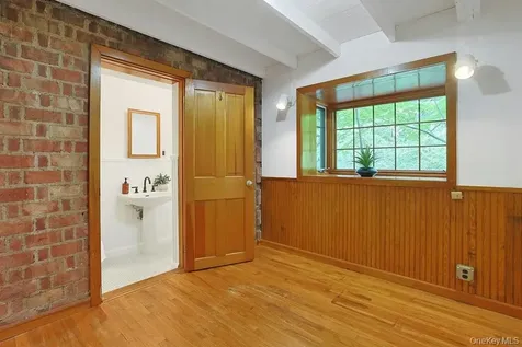 10 Broadway Dobbs Ferry NY 10522