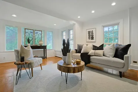 10 Broadway Dobbs Ferry NY 10522