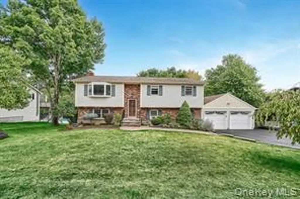 153 Barnes Road Washingtonville NY 10992