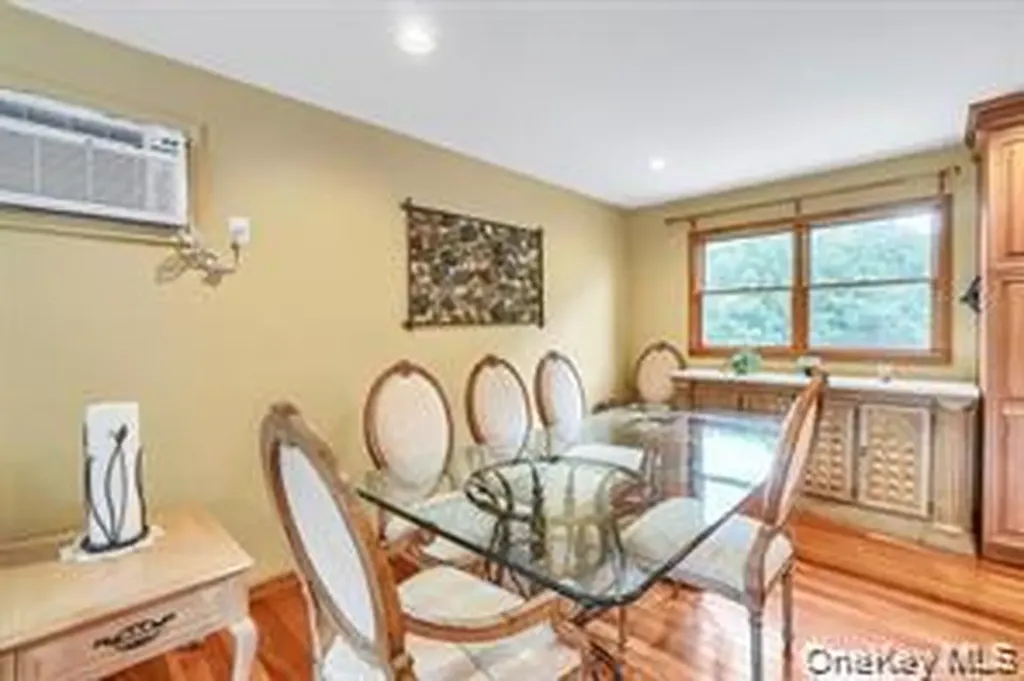 153 Barnes Road Washingtonville NY 10992