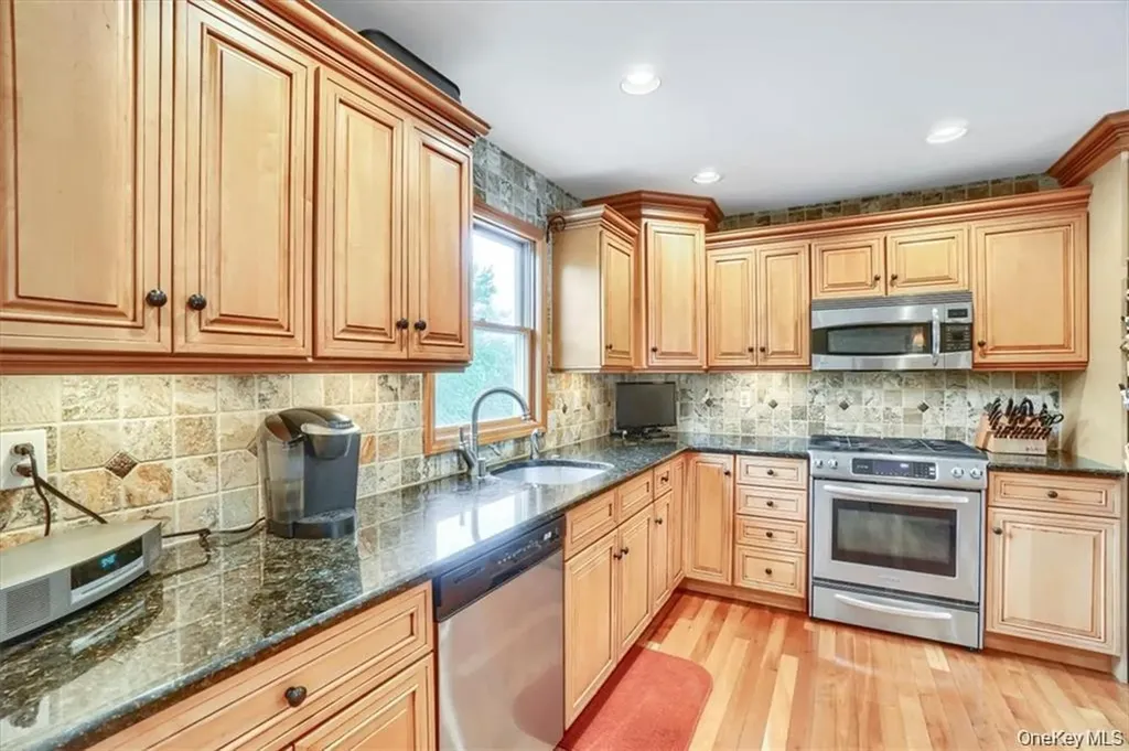 153 Barnes Road Washingtonville NY 10992