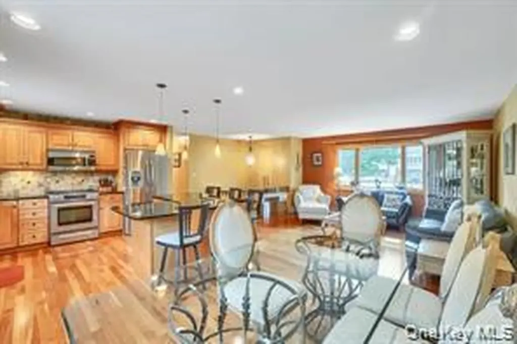 153 Barnes Road Washingtonville NY 10992