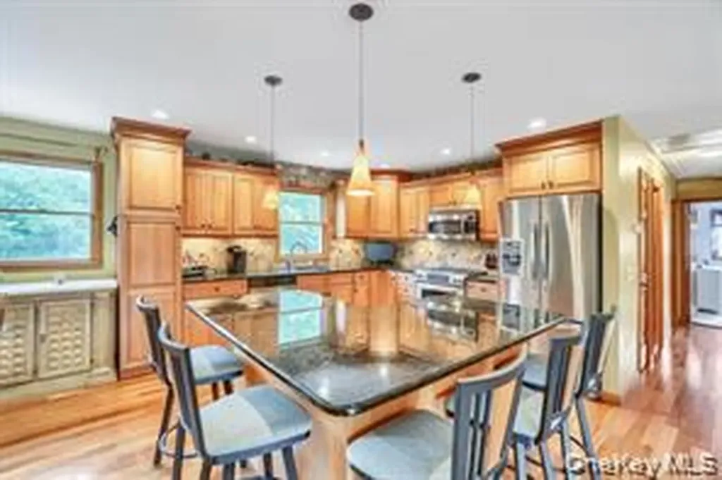 153 Barnes Road Washingtonville NY 10992