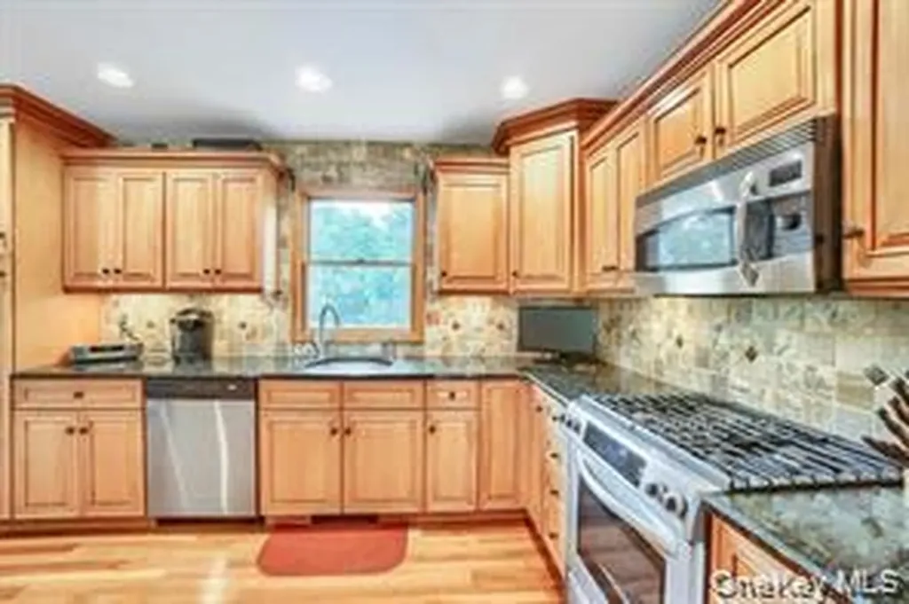 153 Barnes Road Washingtonville NY 10992