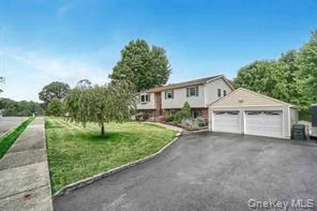 153 Barnes Road Washingtonville NY 10992