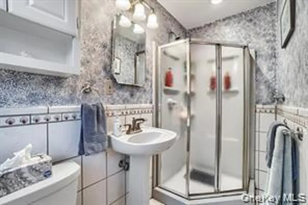 153 Barnes Road Washingtonville NY 10992