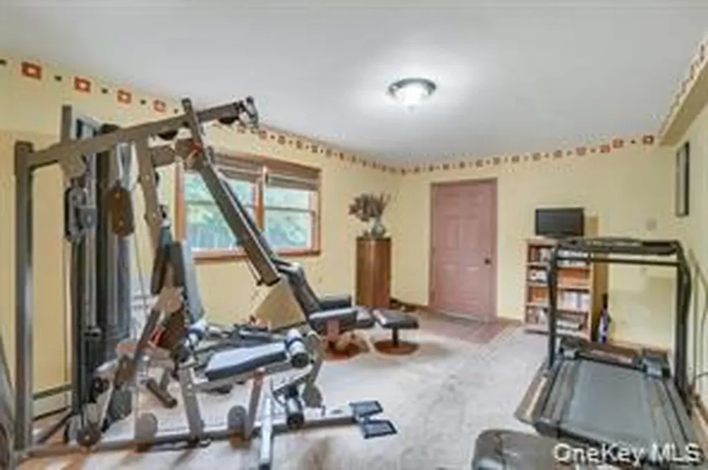 153 Barnes Road Washingtonville NY 10992