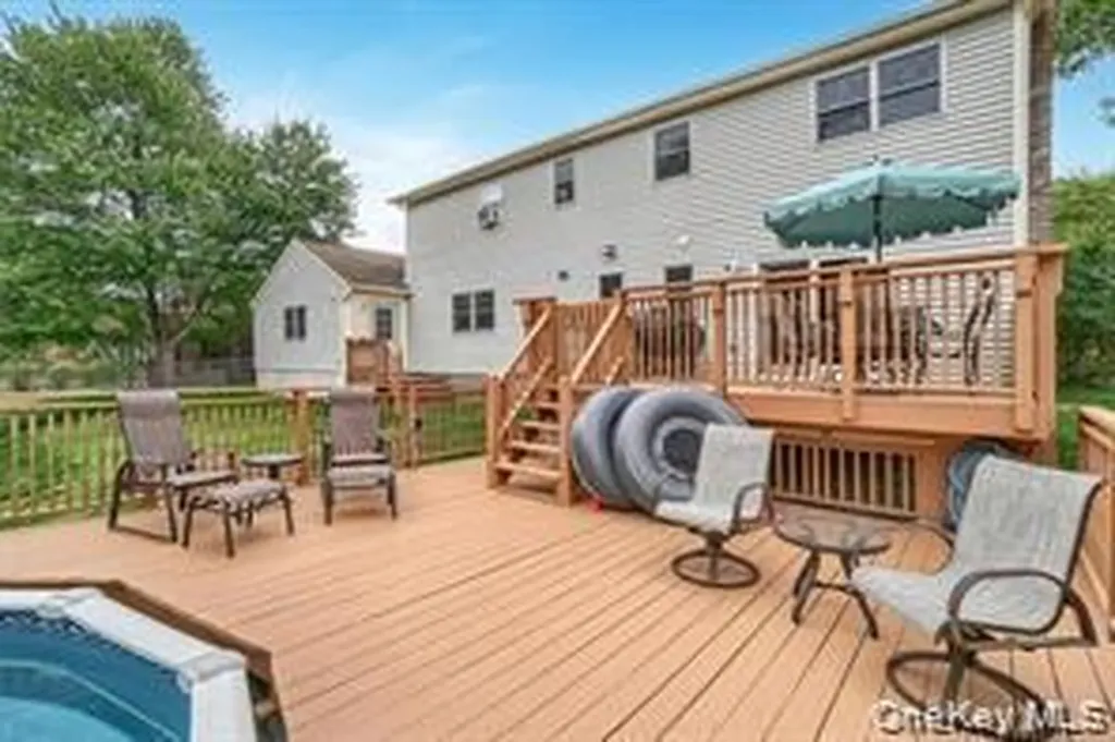 153 Barnes Road Washingtonville NY 10992