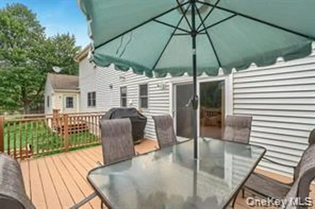 153 Barnes Road Washingtonville NY 10992