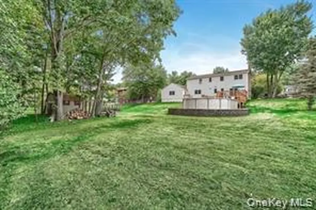 153 Barnes Road Washingtonville NY 10992