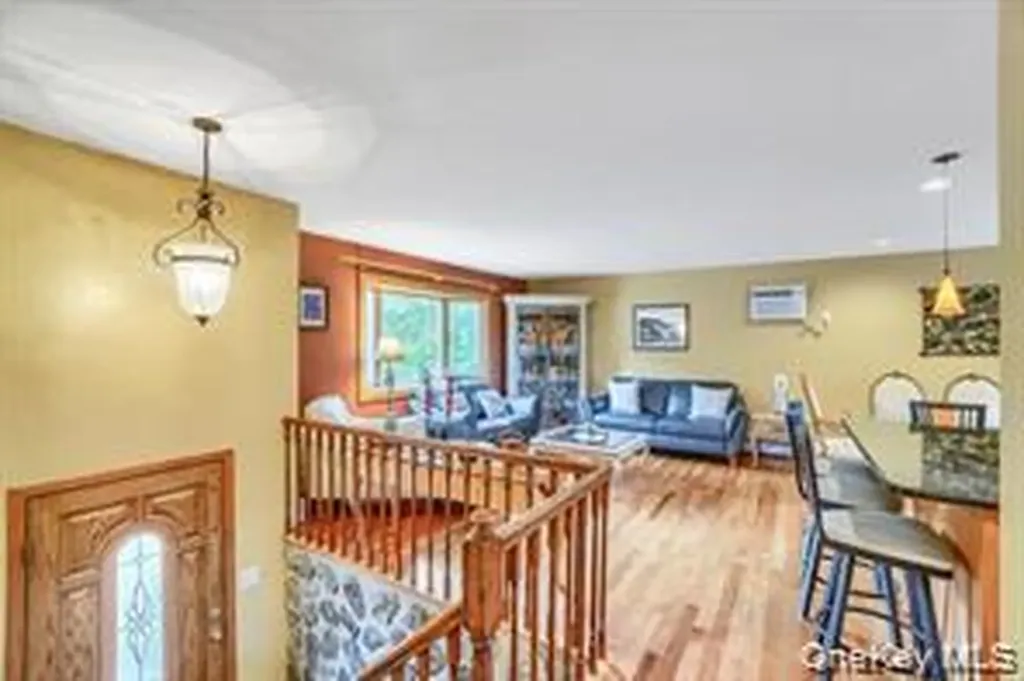 153 Barnes Road Washingtonville NY 10992