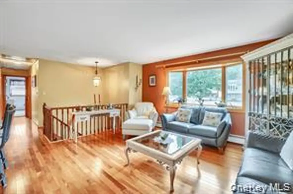 153 Barnes Road Washingtonville NY 10992
