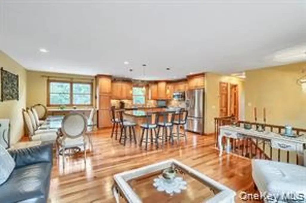 153 Barnes Road Washingtonville NY 10992