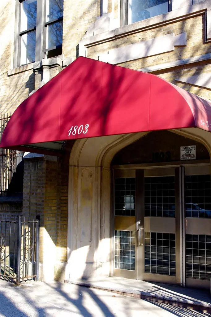 1803 Riverside Drive New York (manhattan) NY 10034