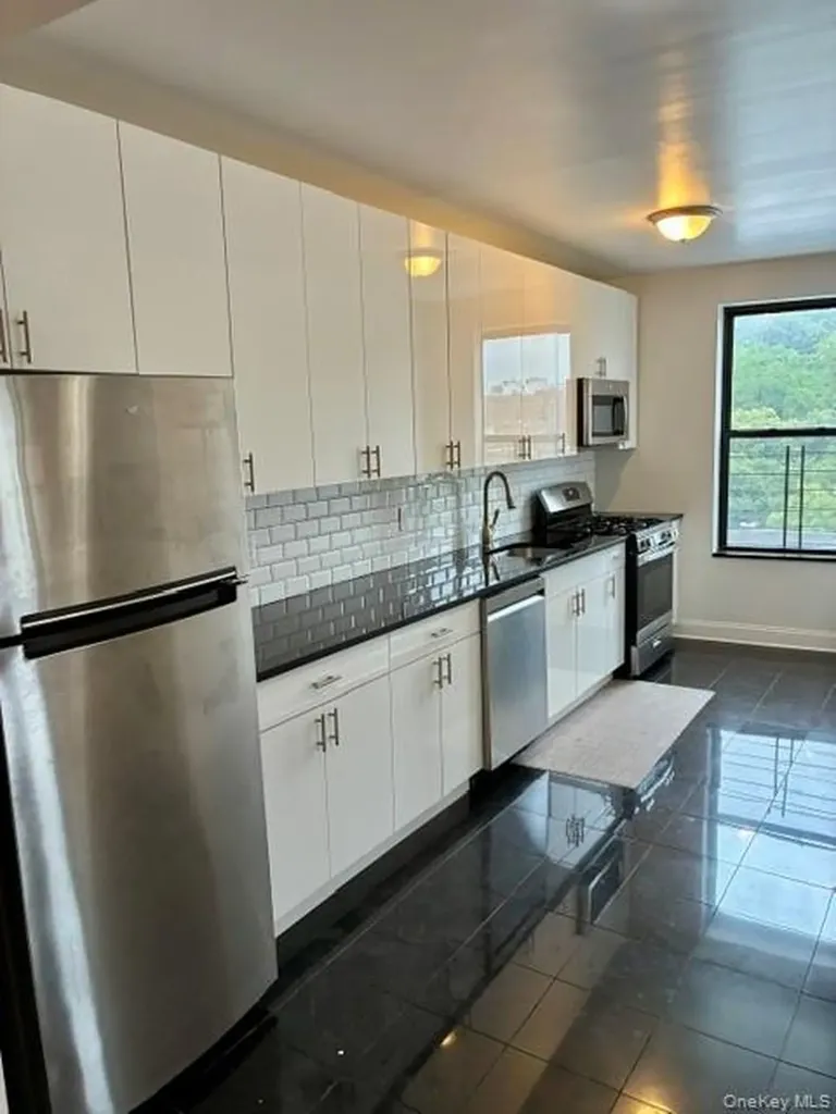 1803 Riverside Drive New York (manhattan) NY 10034