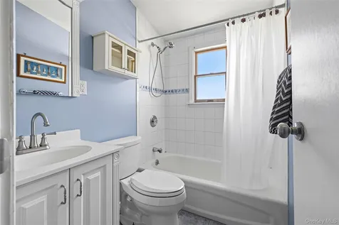 3977 Baylis Road Seaford NY 11783