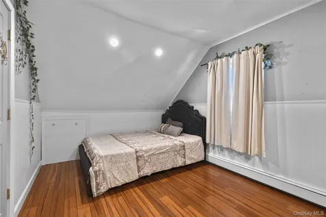 3977 Baylis Road Seaford NY 11783