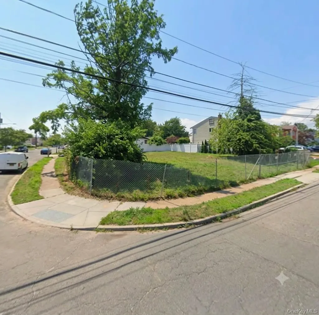 3554 Milburn Avenue Baldwin NY 11510