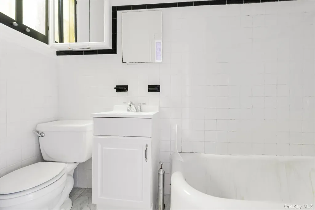 1880 Bleecker Street Ridgewood NY 11385