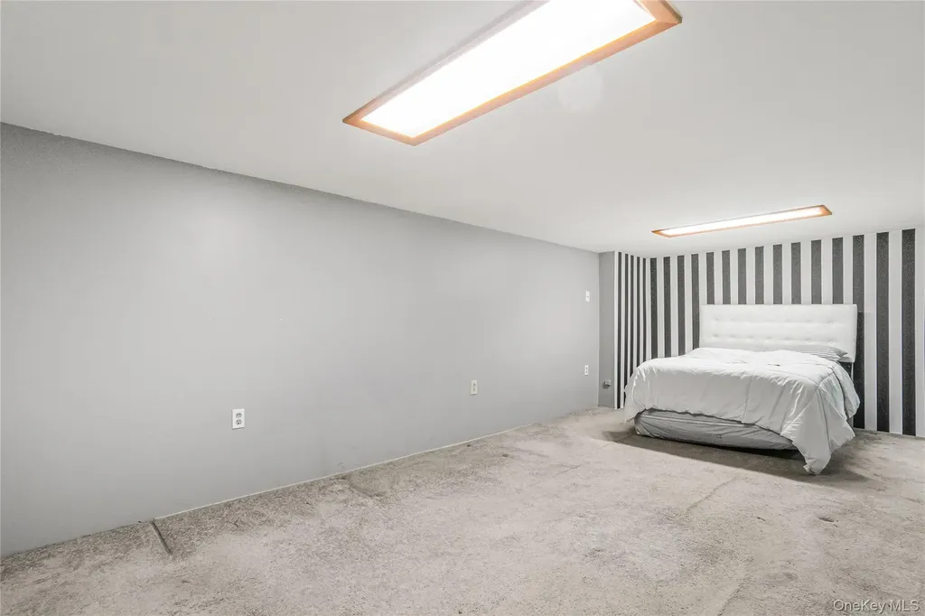 1880 Bleecker Street Ridgewood NY 11385