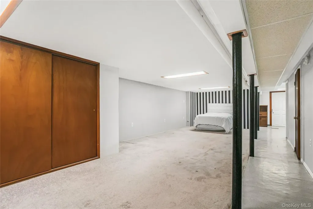 1880 Bleecker Street Ridgewood NY 11385