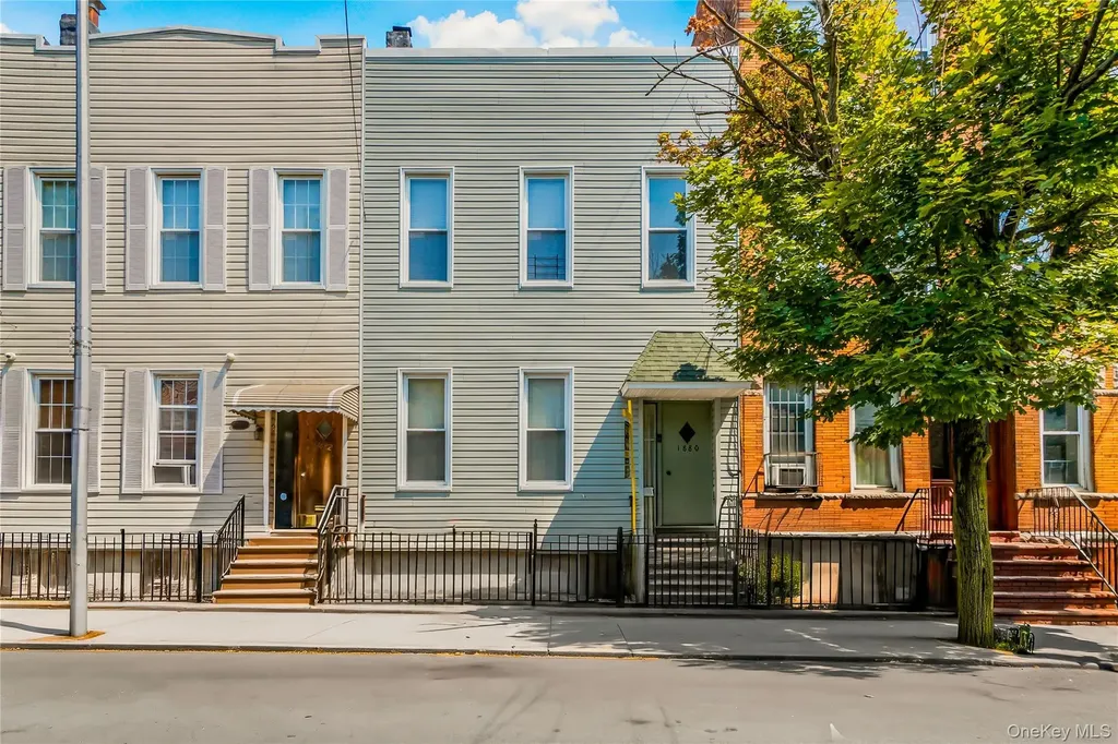 1880 Bleecker Street Ridgewood NY 11385