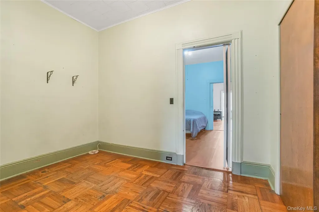 1880 Bleecker Street Ridgewood NY 11385