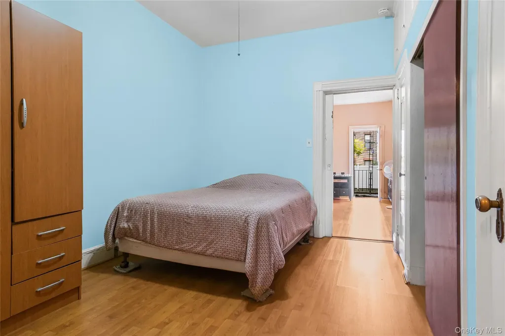 1880 Bleecker Street Ridgewood NY 11385
