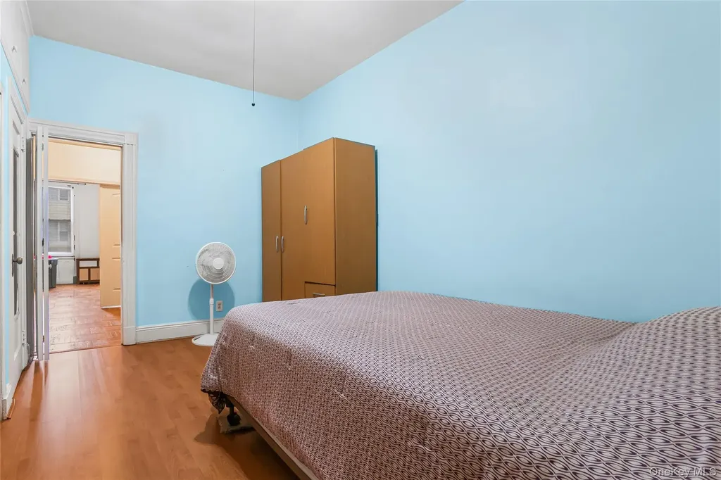 1880 Bleecker Street Ridgewood NY 11385