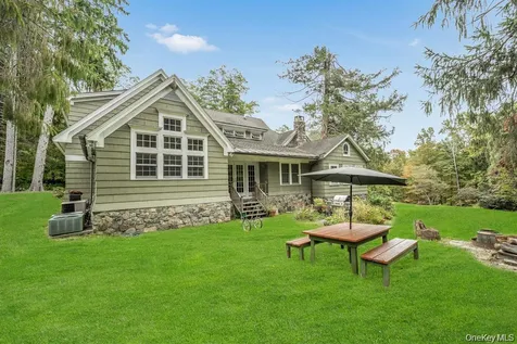 209 Hardscrabble Road North Salem NY 10560