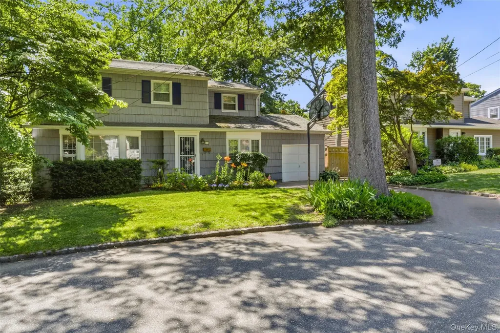 11A Prospect Drive N Huntington Station NY 11746