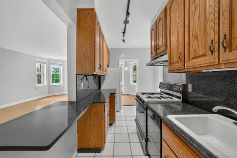949 Palmer Road Bronxville NY 10708