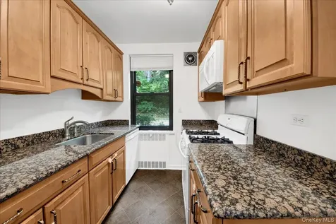 40 Rockledge Hartsdale NY 10530