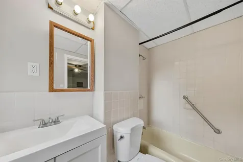 68 Catharine Street Poughkeepsie NY 12601