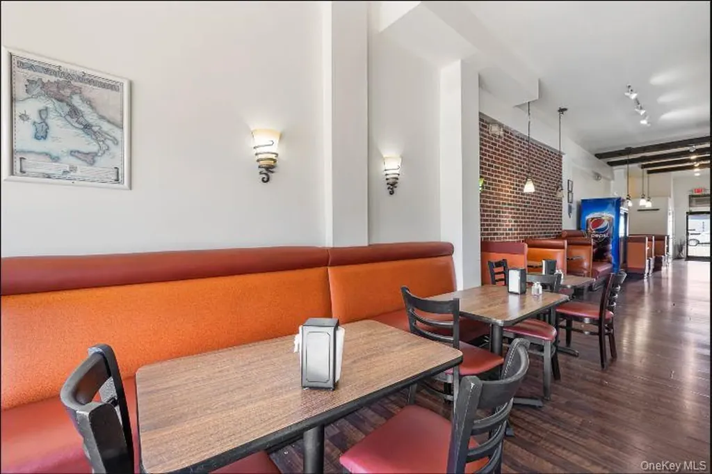 97 Merrick Road Baldwin NY 11510